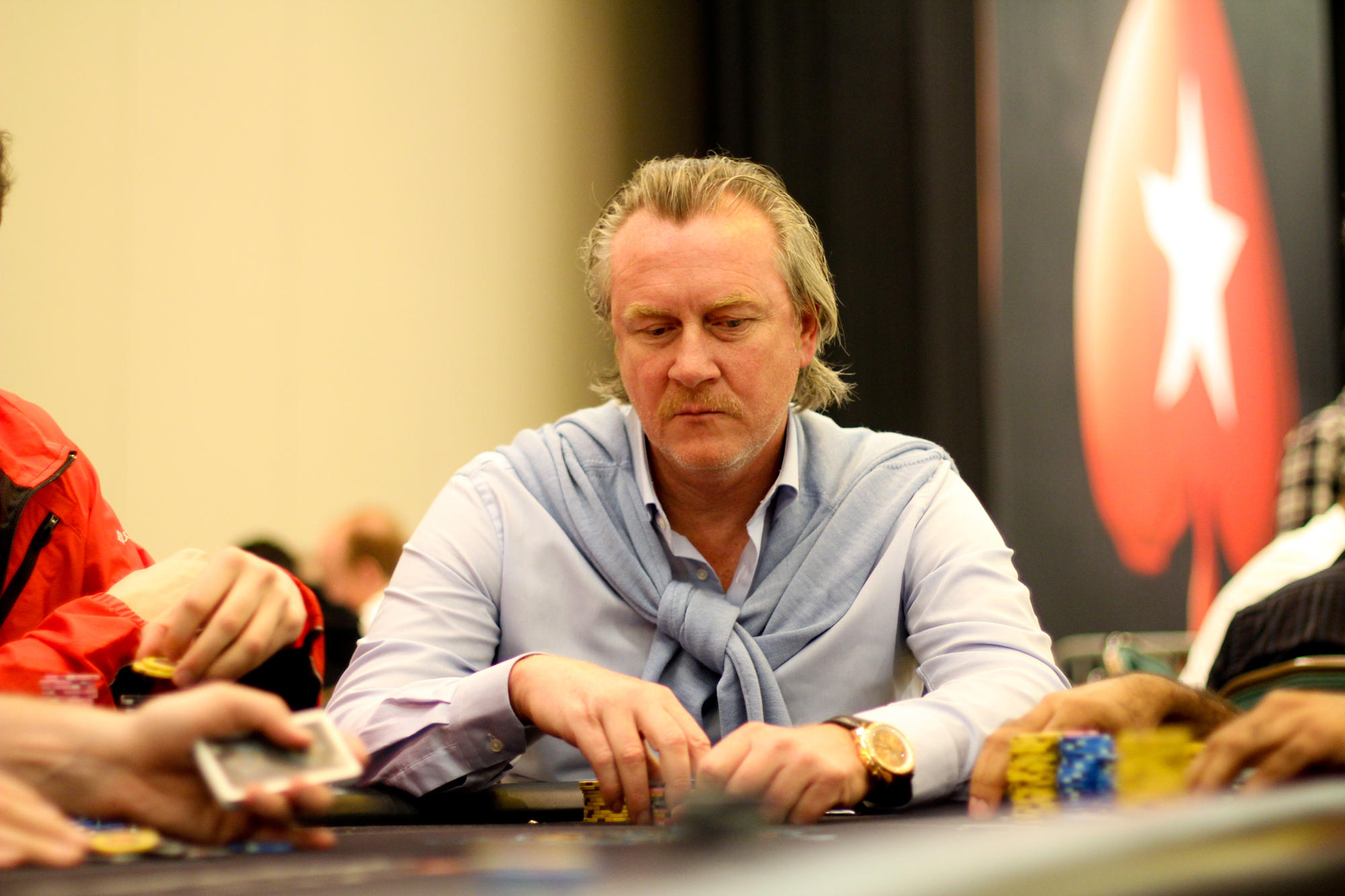 Voormalig stratenmaker Govert Metaal vertelt hoe hij de Nederlandse pokerwereld uitspeelde